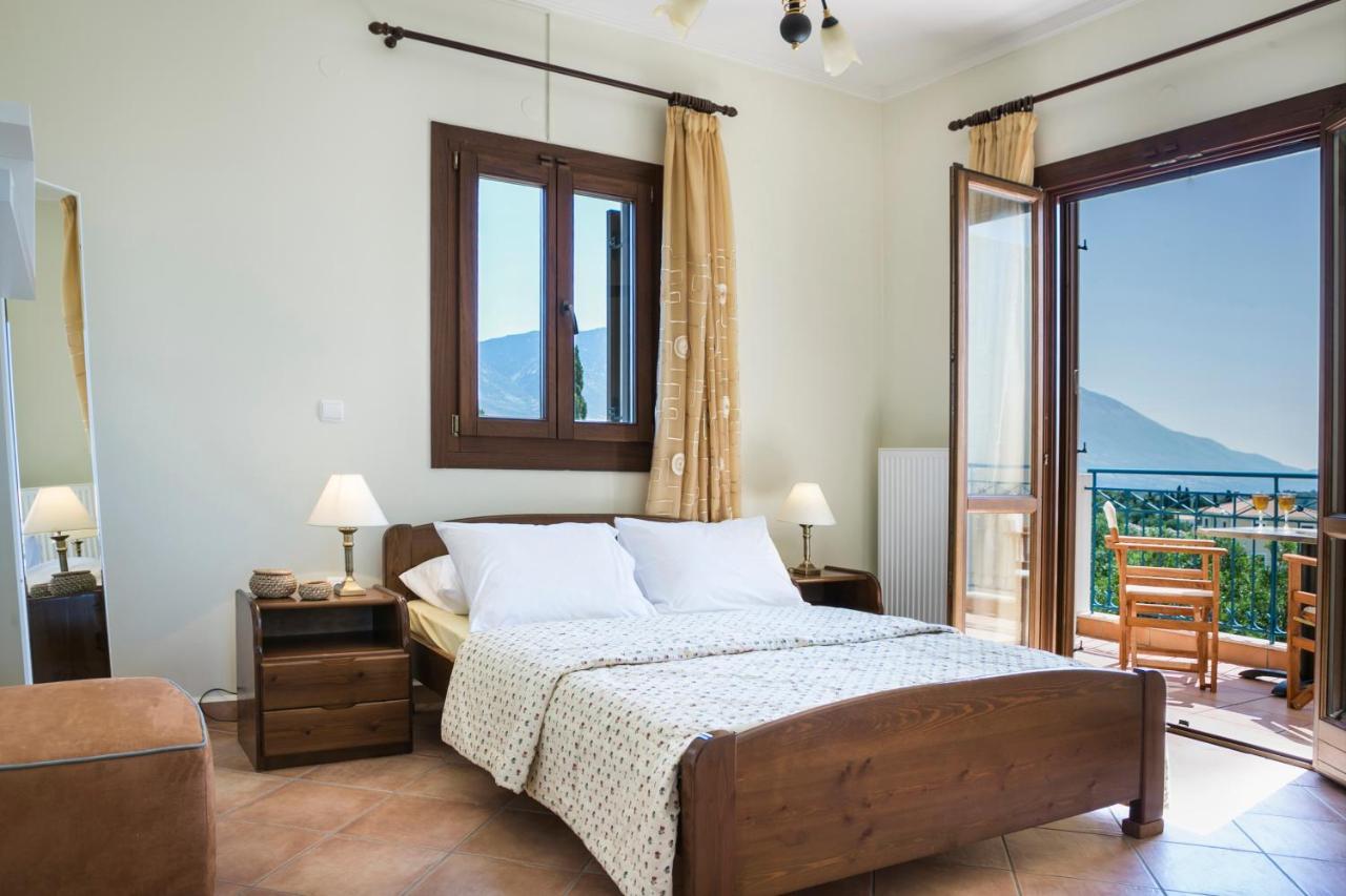 Villa Cara Metaxáta エクステリア 写真